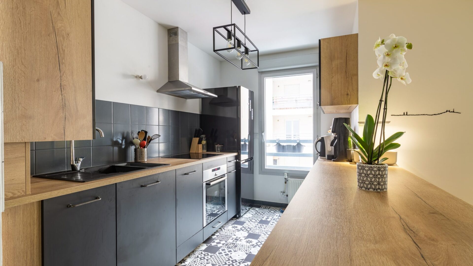 Cuisine de l’appartement T2 à Lyon 7, par Nestia